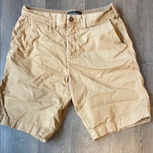 American Eagle Cargo Shorts Size 30
